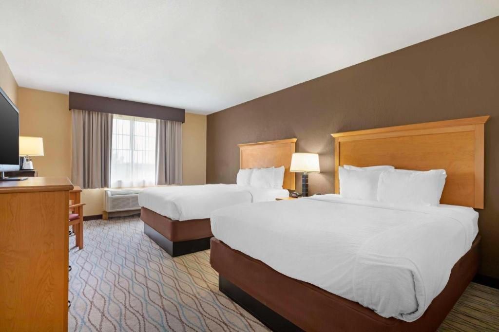 Best Western Locust Grove Inn & Suites Exterior photo